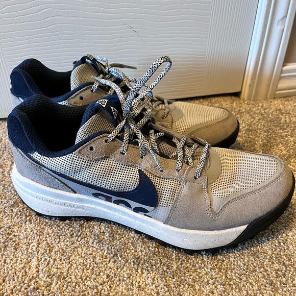Mens Nike ACG Lowcate Wolf Grey and Navy Size 9.5 - Picture 8 of 13